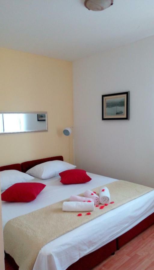 Apartmani Biocic สปลิท ภายนอก รูปภาพ