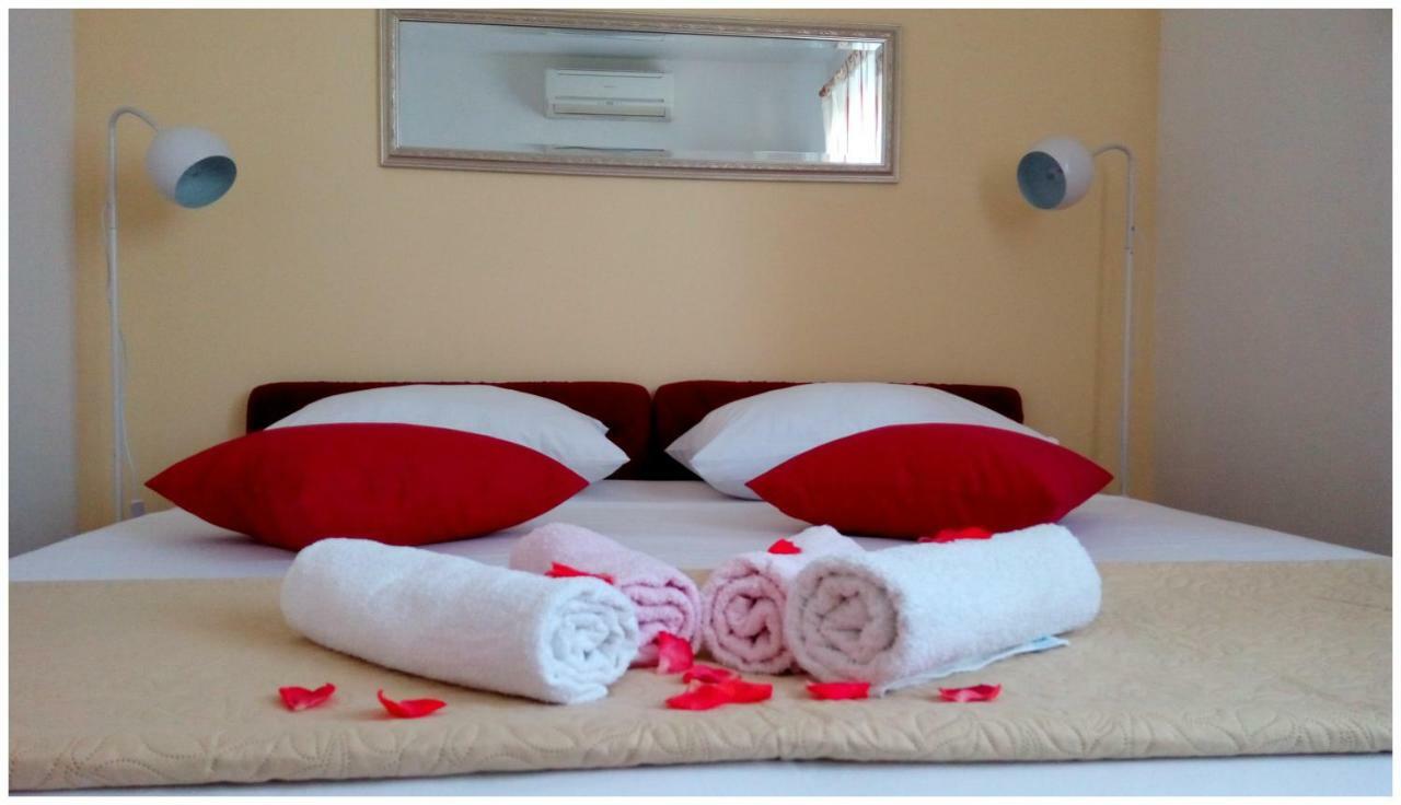 Apartmani Biocic สปลิท ภายนอก รูปภาพ
